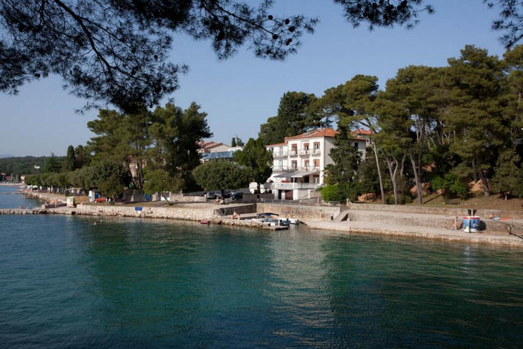 Apartments & Rooms Milcetic M Malinska Exterior foto